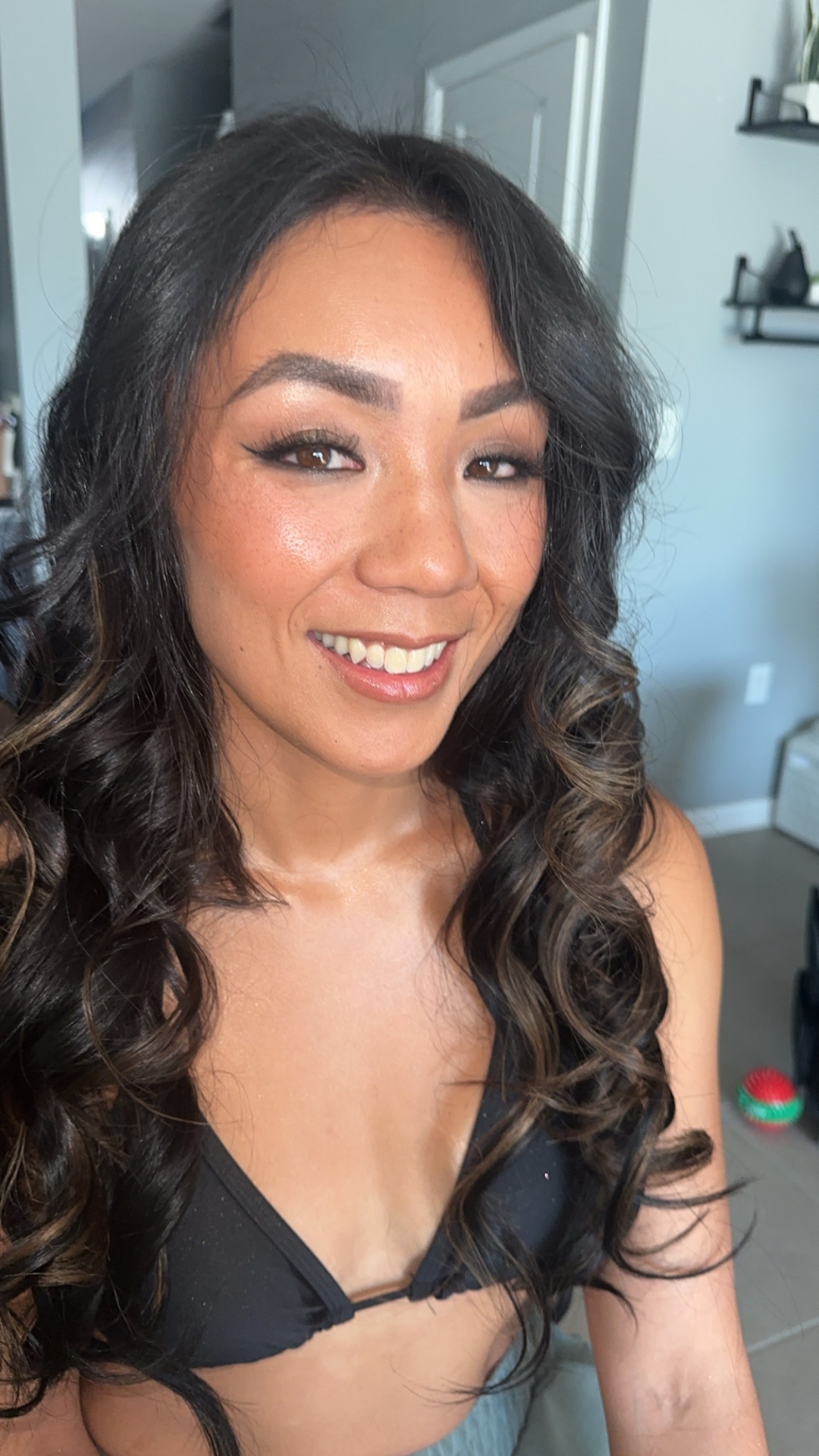 Warm glowing everyday glam